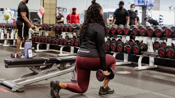 Make Sure Your Training Leggings Are Squat-Proof