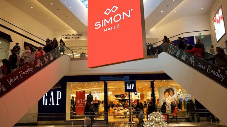 How to Find Designer Fashion Deals Without Overspending