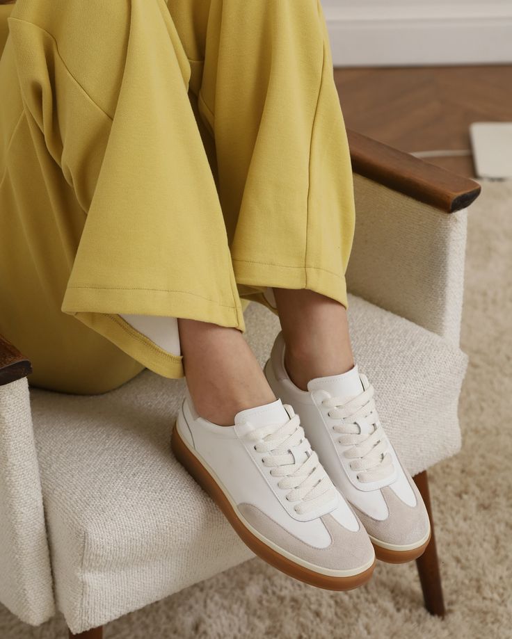 Choose Flexible Shoes for Walking